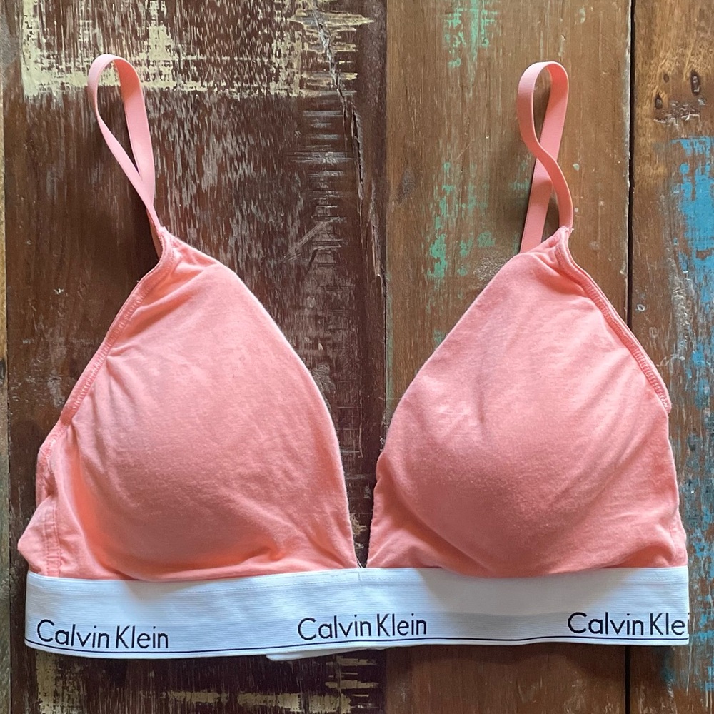 Calvin Klein Women's Peach Triangle Bralette